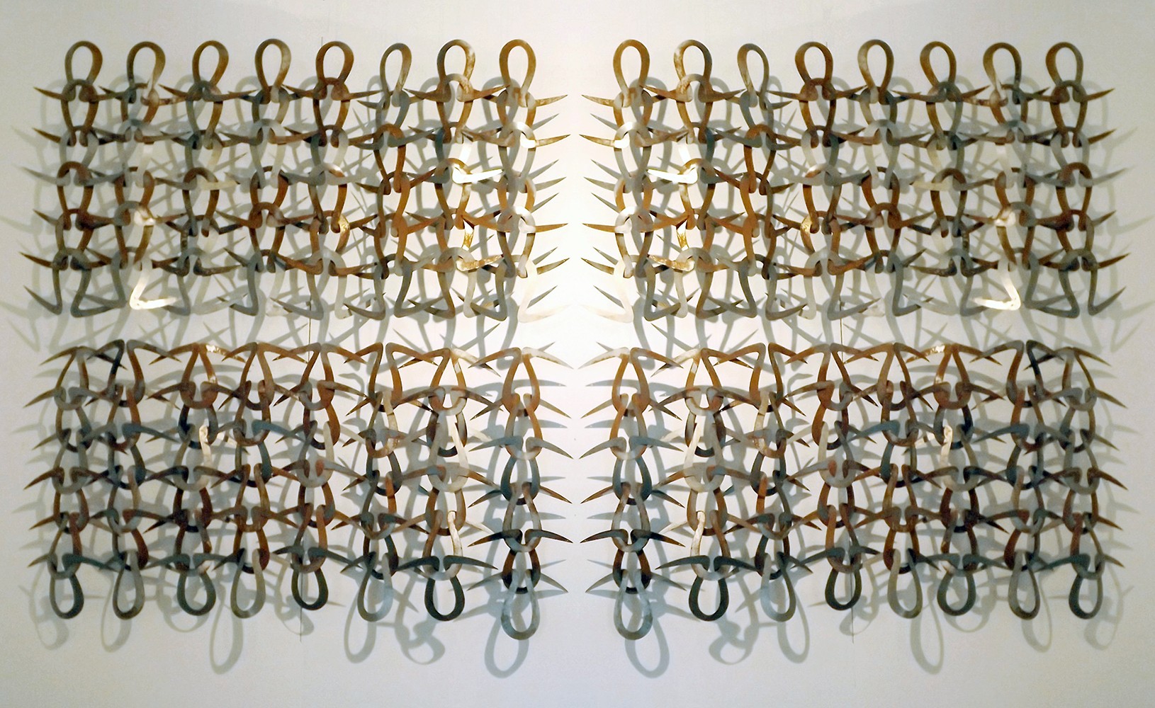 MODULATOR, 190 × 300 × 20 cm, metal International triennial of Tapestry, Centralni muzej tekstila, Lođ, Poljska, 2016.